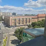 Plac Zolnierza Polska Apartment *