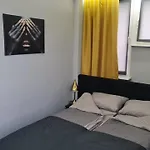 Plac Zolnierza Polska Apartment
