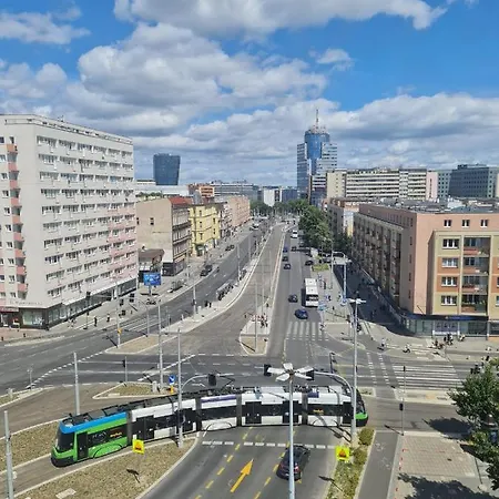 Plac Zolnierza Polska 아파트 *